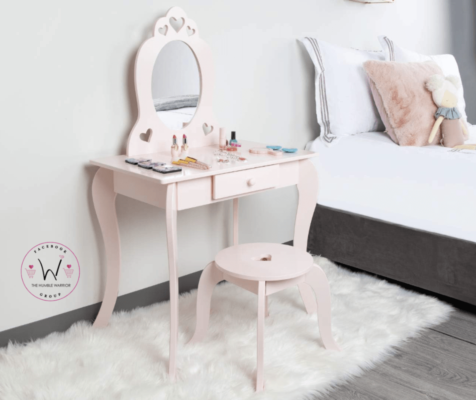 Milliards Kids Vanity Set!